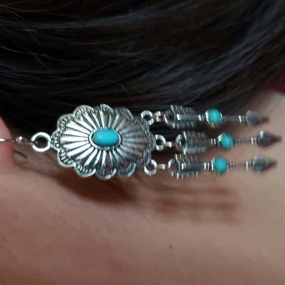(B) Concho Earrings Arrow Earrings Tribal Turquoise Texas Cowgirl Vaquera Rodeo - Picture 3 of 9
